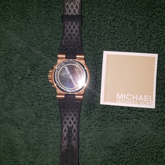 Michael Kors watch - Picture 4 of 4